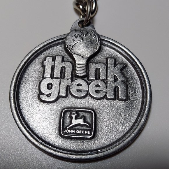 VINTAGE John Deere THINK GREEN Alloy Key Fob - Picture 2 of 4